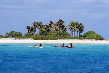 Bed And Breakfast Tikehau Bagian luar foto